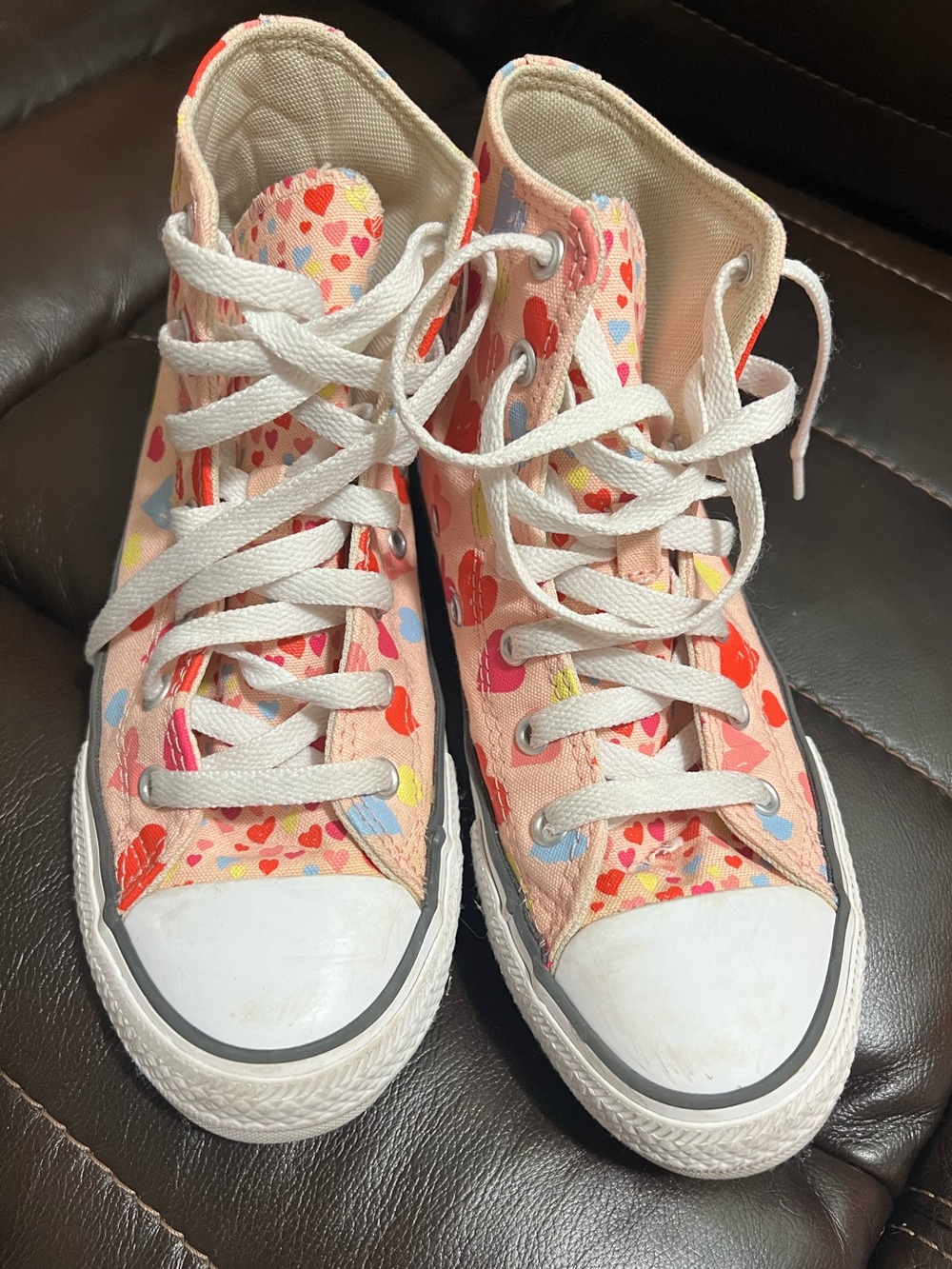 Converse All Star Chuck Taylor High Top Pink Hearts Sneakers Shoes Size US 4